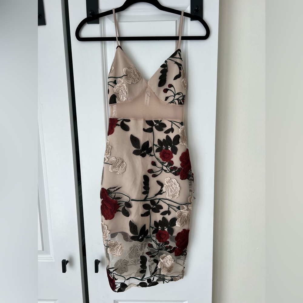 NWOT Nude floral embroidered dress size S